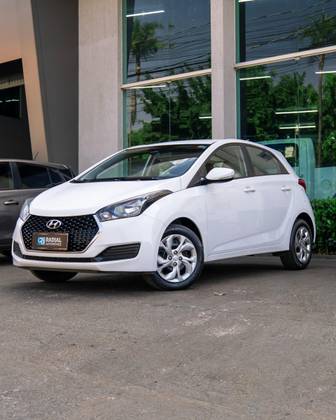 HYUNDAI HB20 1.0 COMFORT PLUS 12V FLEX 4P MANUAL HYUNDAI HB20 1.0 COMFORT PLUS 12V FLEX 4P MANUAL